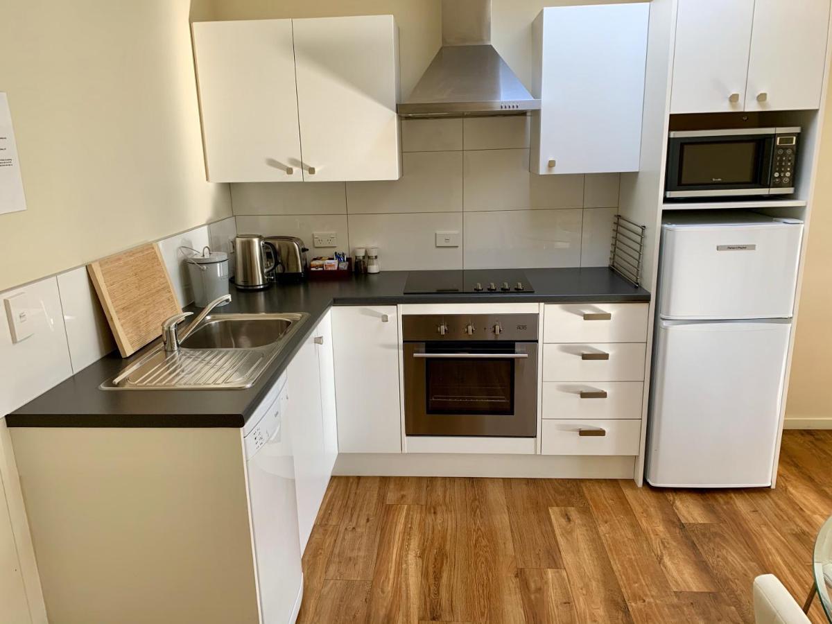 Amberley Serviced Apartments מראה חיצוני תמונה